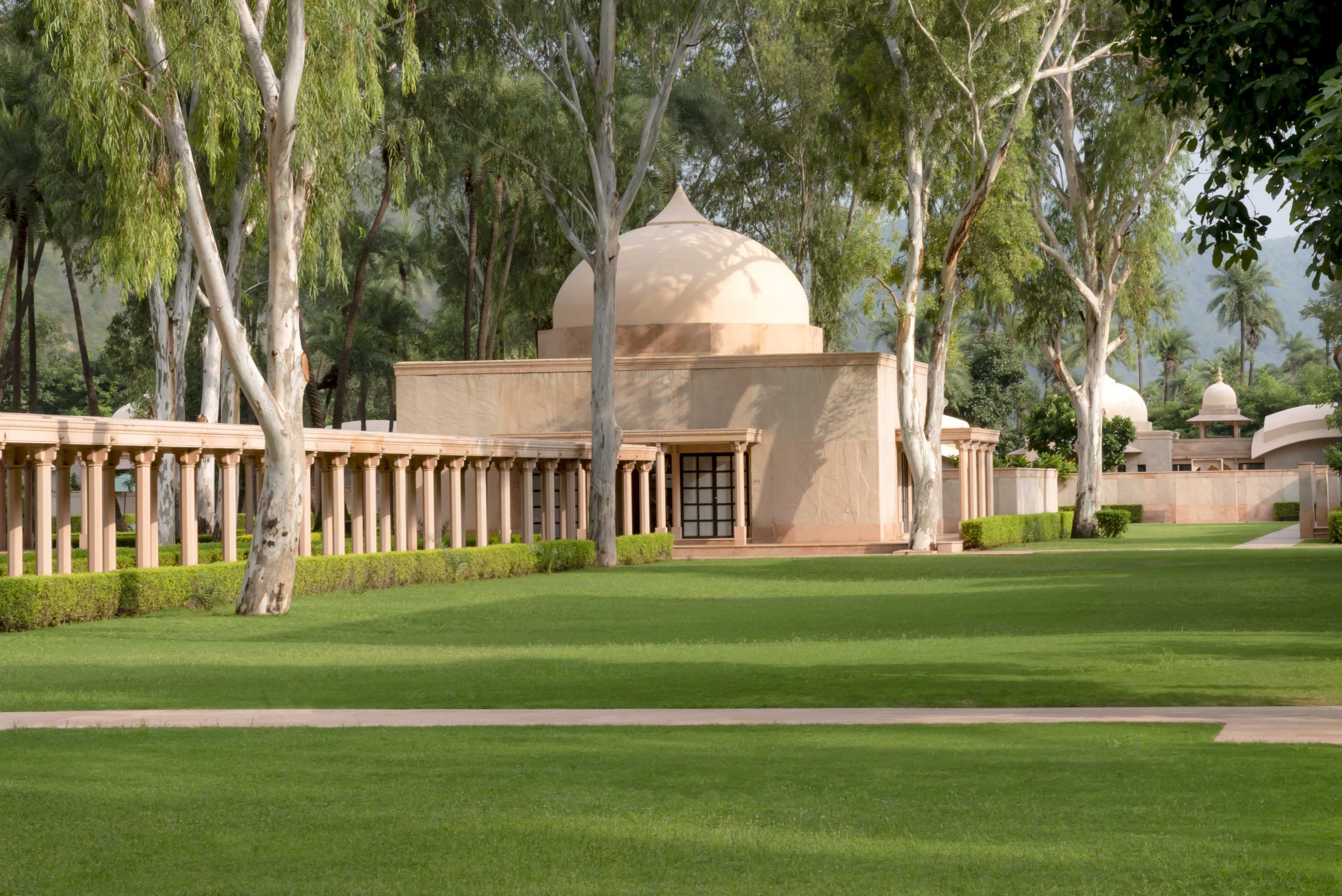 Amanbagh Resort Garden