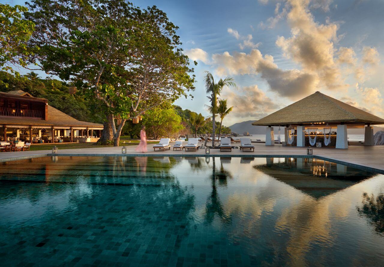 Six Senses Zil Pasyon pool bar restaurant