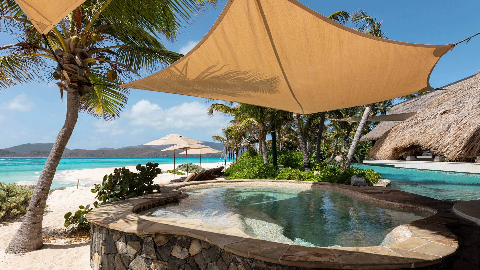 Necker Island Familienluxusreisen TheFamilyProject Hot Tub