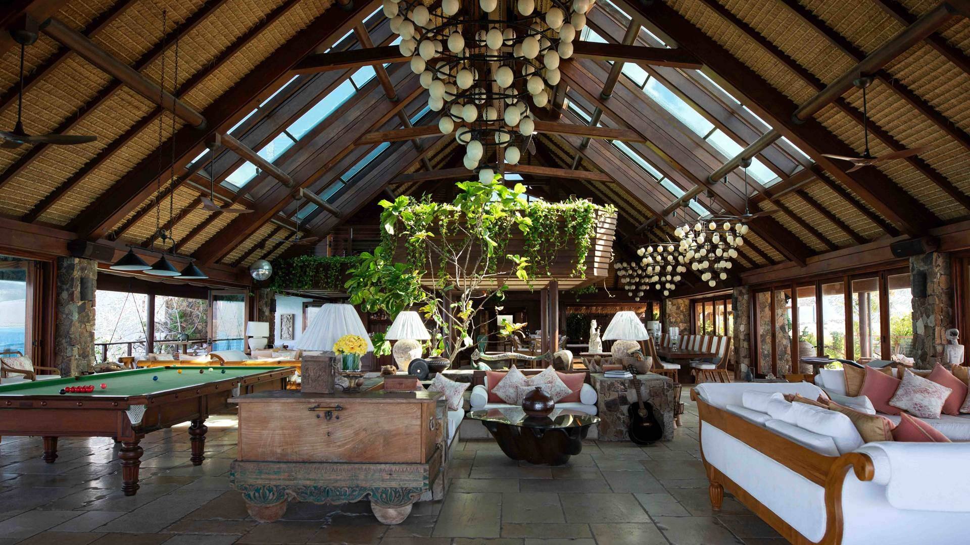 Necker Island Familienluxusreisen TheFamilyProject Wohnbereich Billard