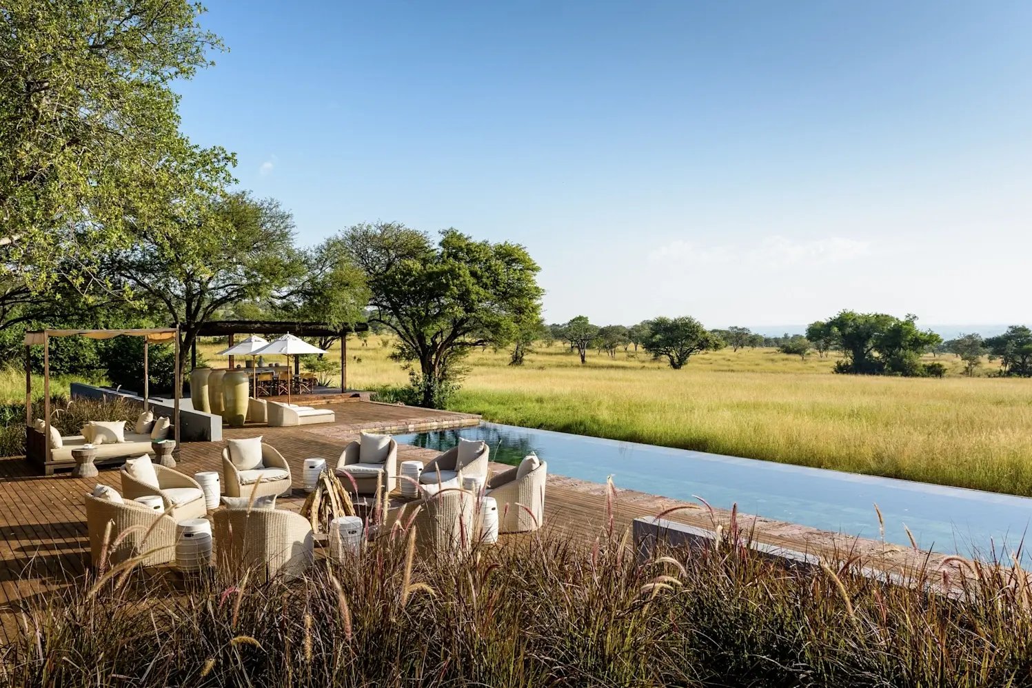 Singita Serengeti Lodge Familienluxusreisen TheFamilyProject Veranda mit Aussicht