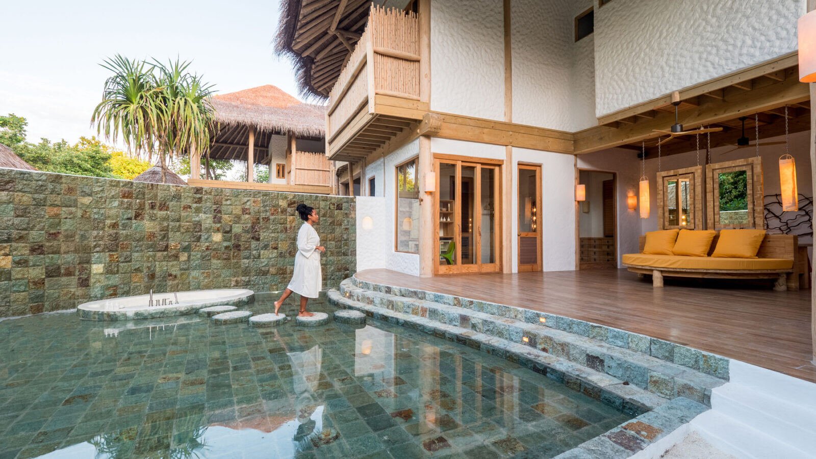 Villa 38 Soneva Fushi Familienluxusreisen TheFamilyProject Wellness Bereich