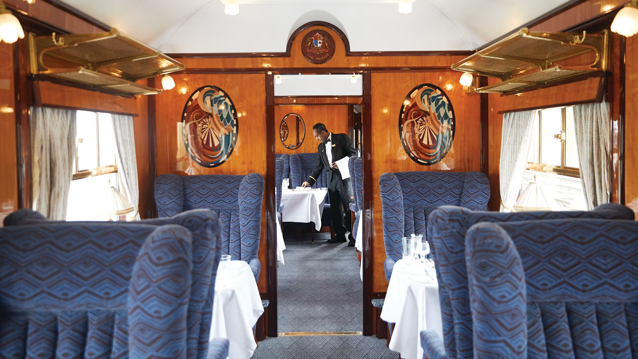 British Pullman A Belmond Train Familienluxusreisen TheFamilyProject Phoenix Carriage