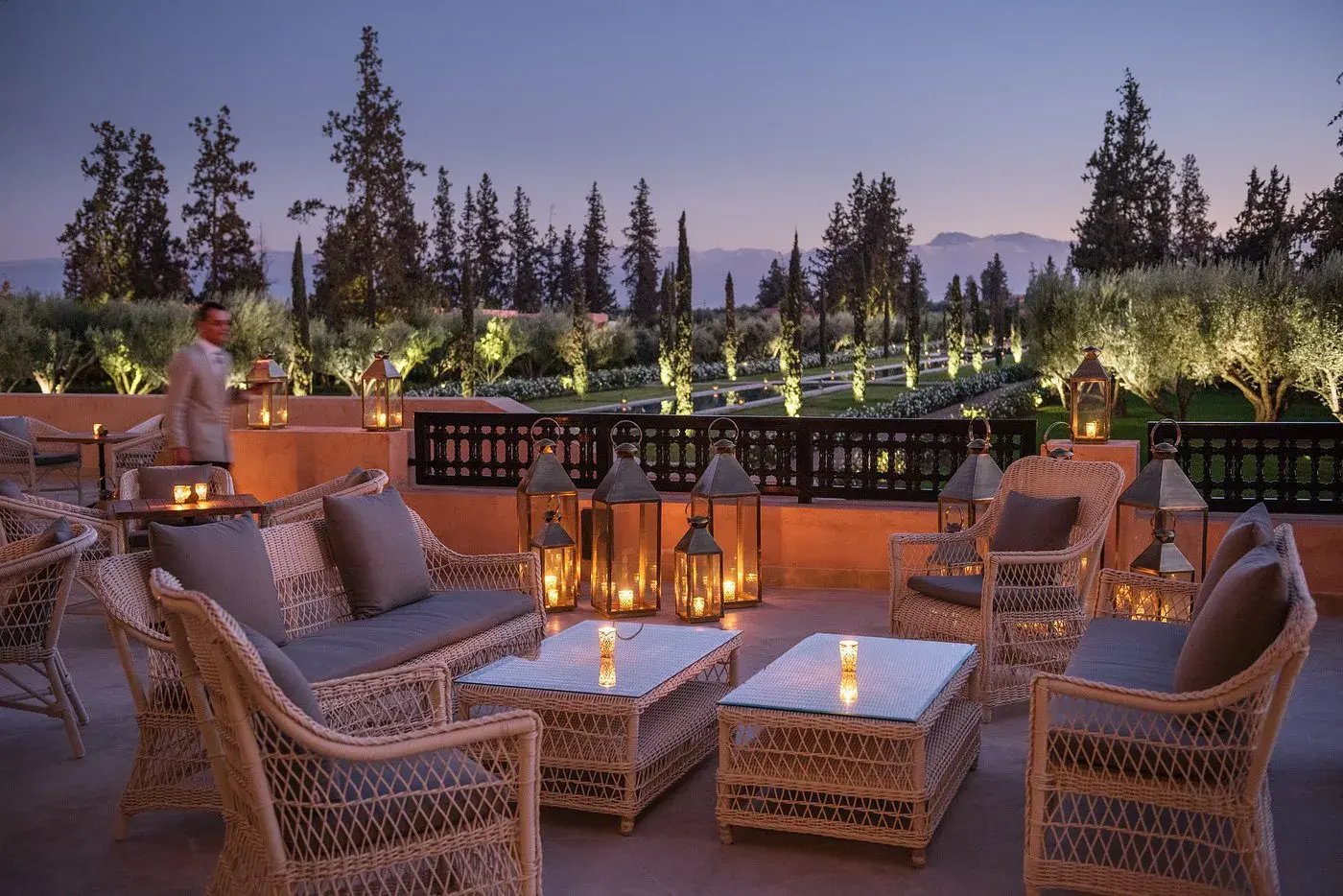 the oberoi marrakech marrakech marrakesch marokko afrika terrasse abend exklusiv the family project luxus familie kinder reisen