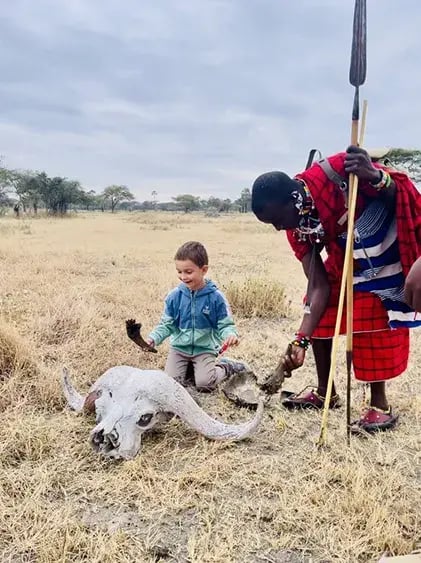 chem chem lodge tarangire tansania afrika exklusiv the family project privaterbilder kind geweih