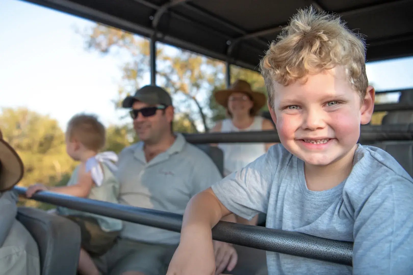 singita faru faru grumeti reserve tansania afrika kinderspass exklusiv the family project kinderfreundlich familie luxus reisen