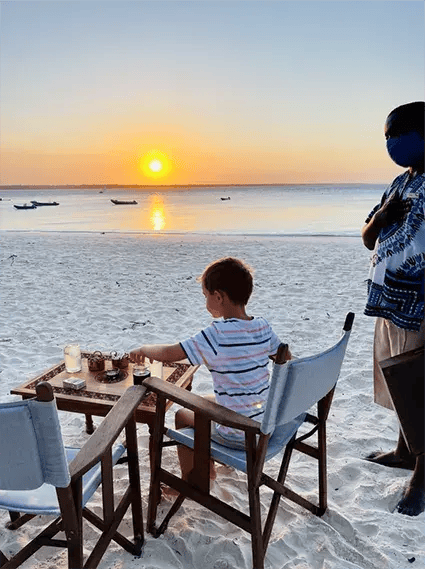 2 andbeyond mnemba island lodge zanzibar sansibar afrika privatbilder dinner sonnenuntergang strand