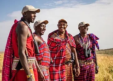 cottars-camp-maasai-mara-kenia-afrika-the-family-project-kinder-familie-familienreise-luxus-bushmen-lachen