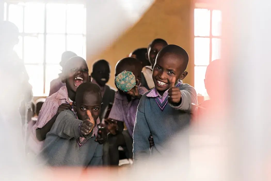 cottars camp maasai mara kenia afrika the family project familie familienreise luxus einheimische kinder lachen