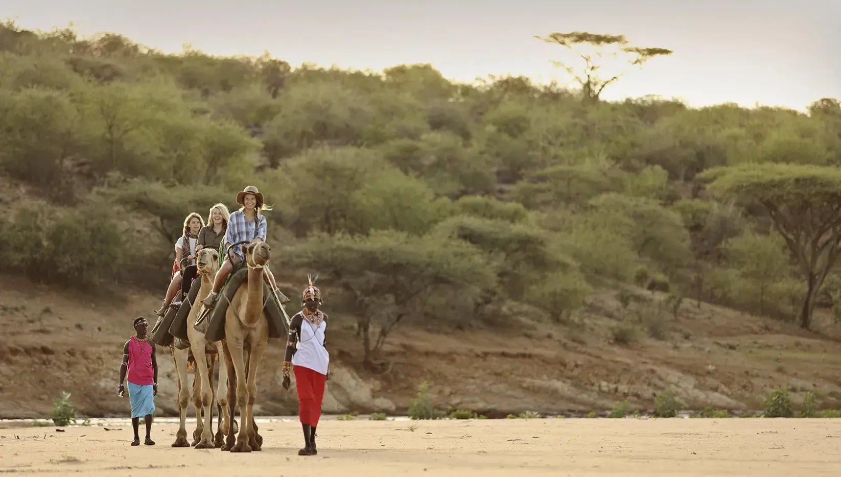 sasaab camp samburu kenia afrika aussicht pool elefanten the family project luxus familienreise kinder