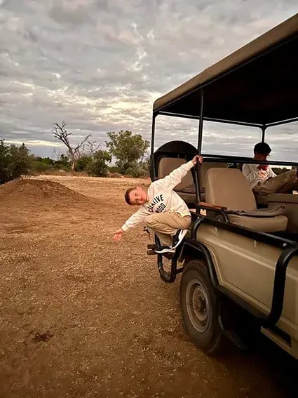 anabezi camp lower zambezi sambia afrika swimming pool ausblick exklusiv the family project privatbilder safari2