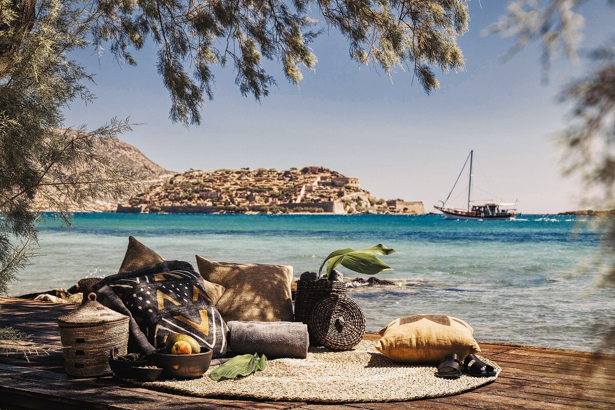 Domes of Elounda Autograph Collection Familienluxusreisen TheFamilyProject Strand Picknick+