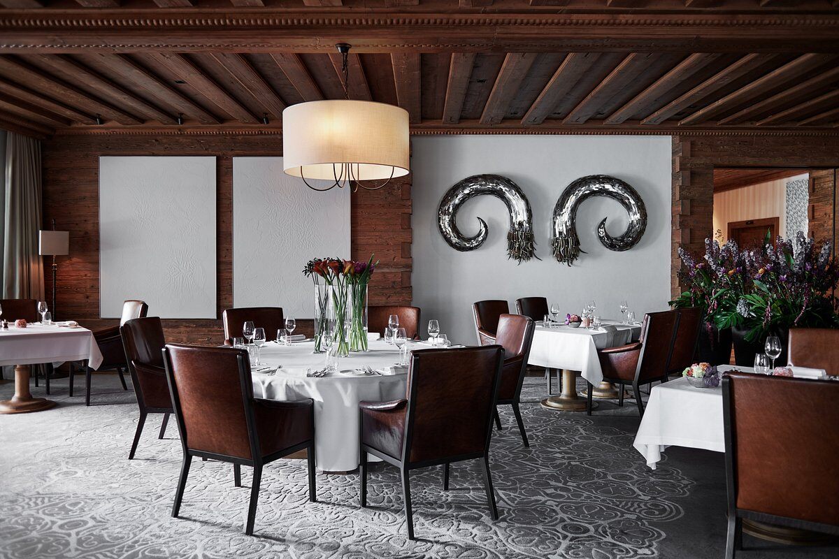 The Alpina Gstaad Familienluxusreisen TheFamilyProject Restaurant