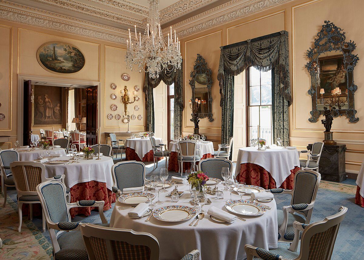 Ballyfin Demesne Irland Familienluxusreisen TheFamilyProject Dining Room