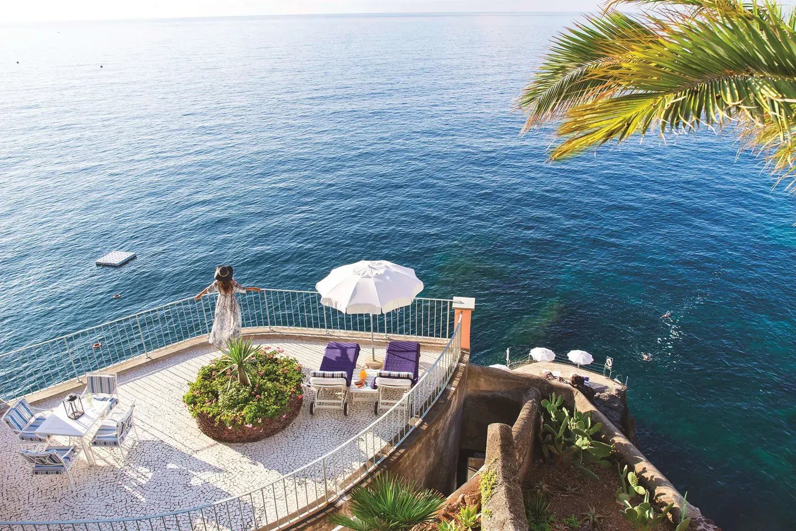 reids palace a belmond hotel madeira portugal terrasse meerblick luxus reisen kinder familie the family project