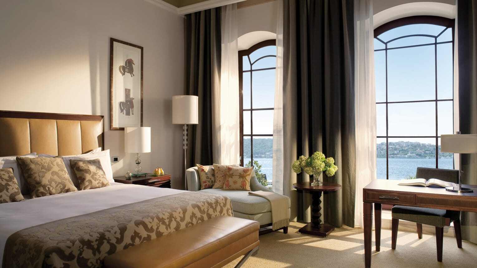 Four Seasons at the Bosphorus Familienluxusreisen TheFamilyProject Doppelbett