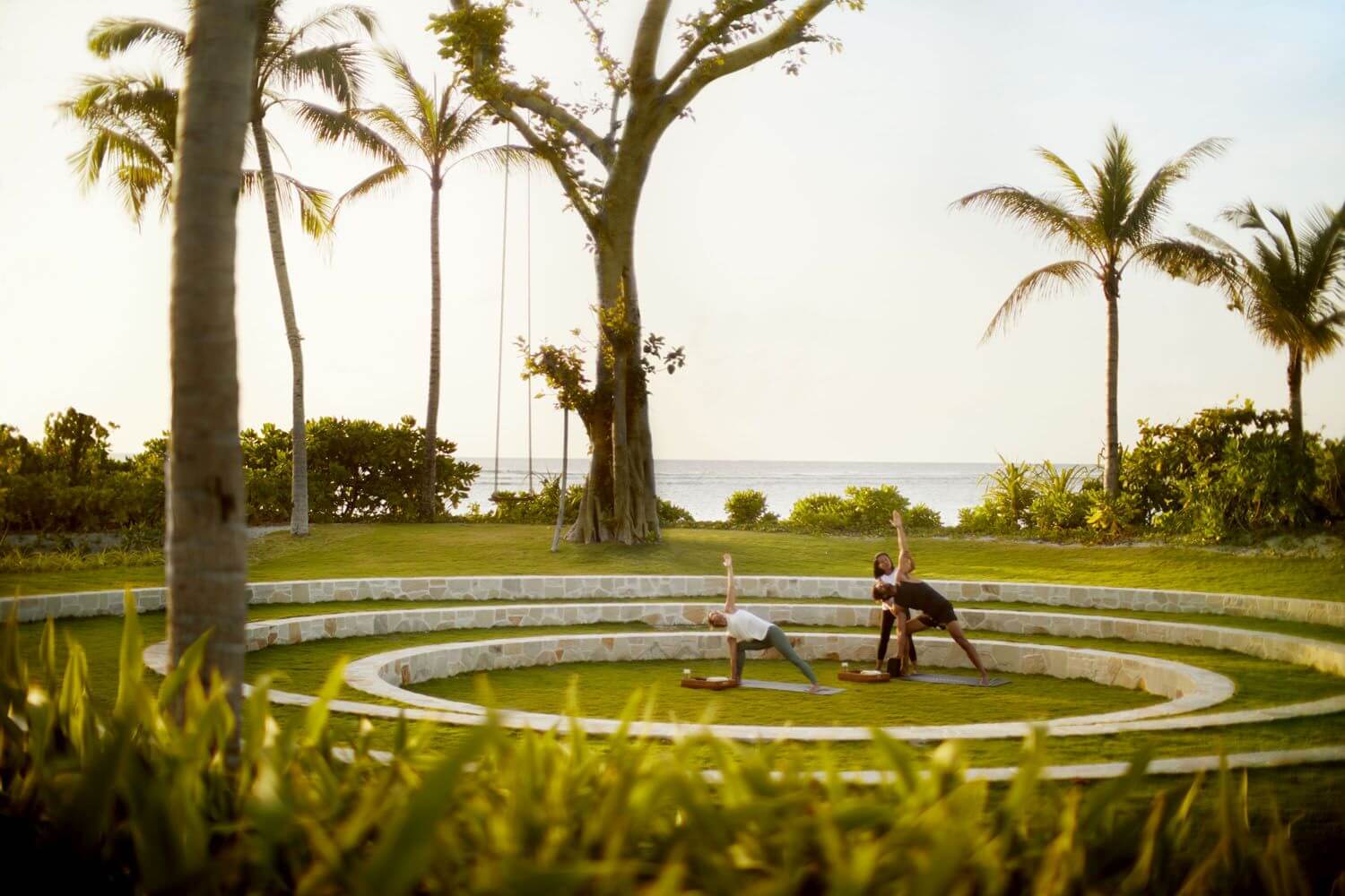 Ritz Carlton Maldives Familienluxusreisen TheFamilyProject Yoga