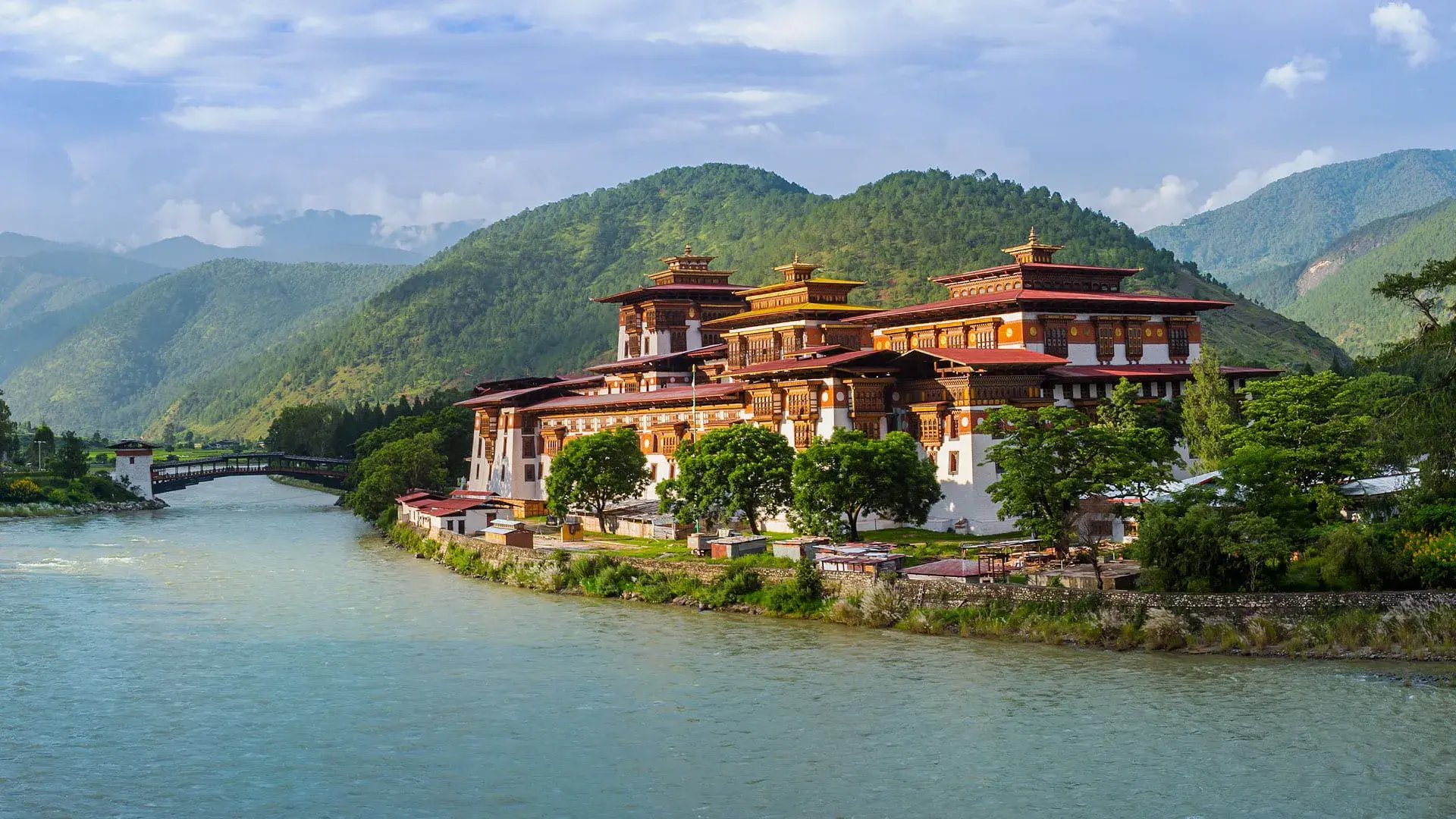 and beyond punakha river lodge indischer subkontinent fahrrad aktivitaten the family project familie luxus reisen kinder