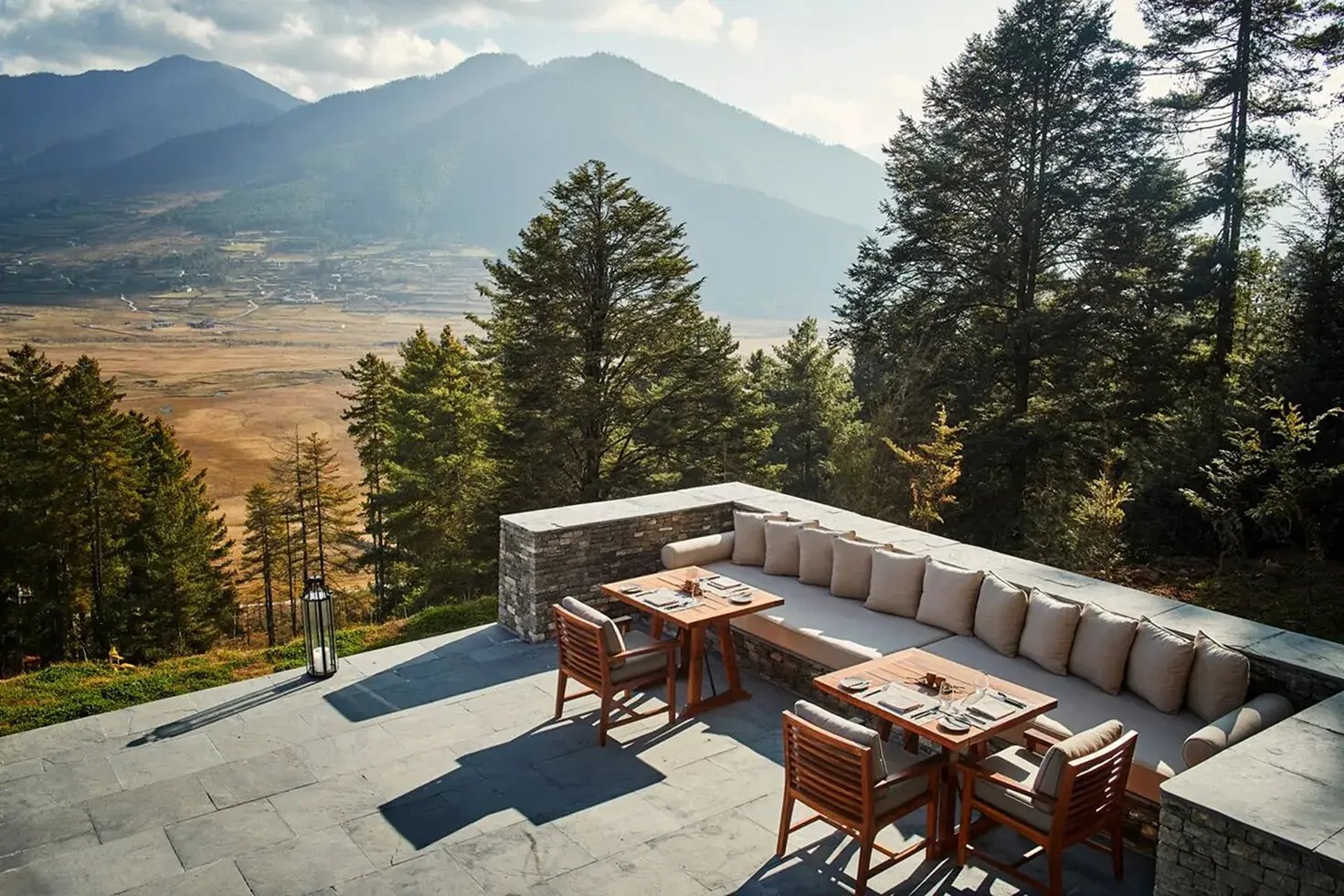 six senses bhutan indischer subkontinent lobby the family project familie luxus reisen kinder