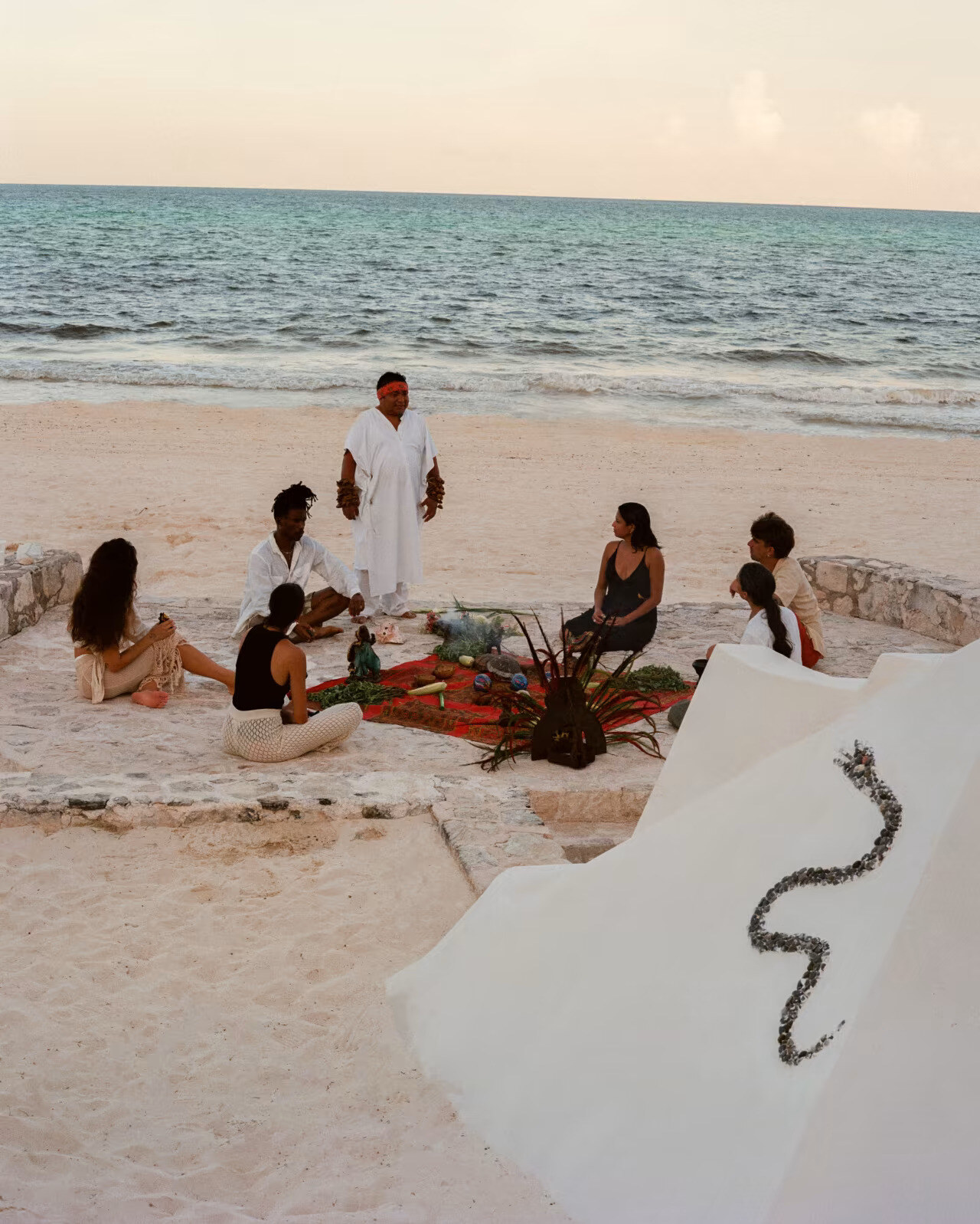 belmond maroma spirituelle Zeremonie am Strand