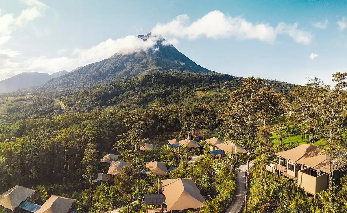 nayara tented camp arenal wohnbeispiel exklusiv pool costa rica mittelamerika the family project luxus familie kinder reisen