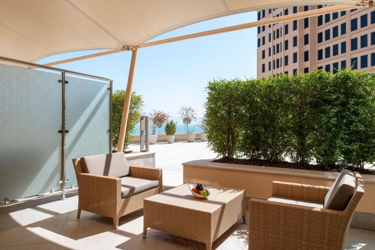 The St Regis Doha Katar Familienluxusreisen TheFamilyProject Veranda