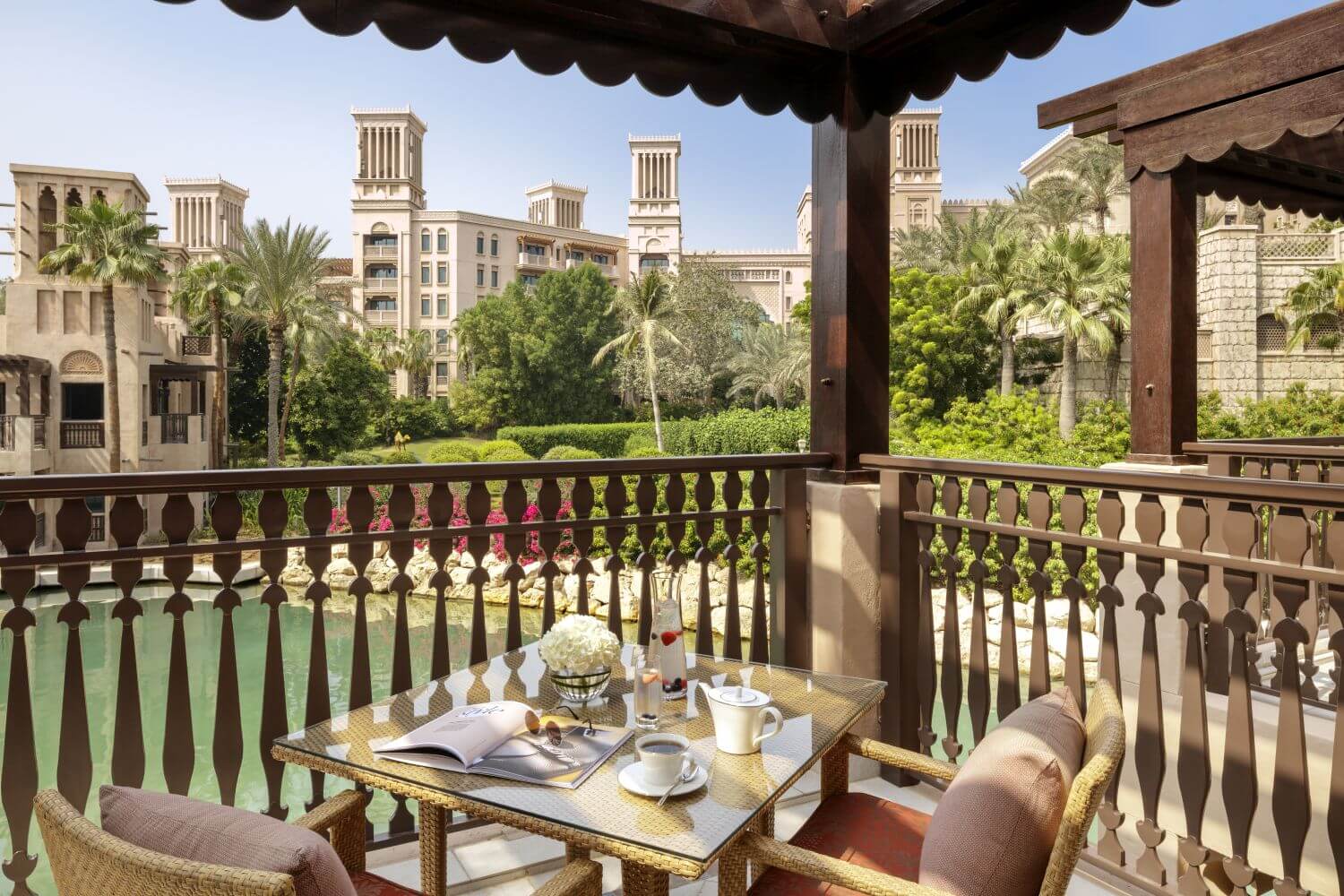 Jumeirah Dar Al Masyaf Familienluxusreisen TheFamilyProject Balkon