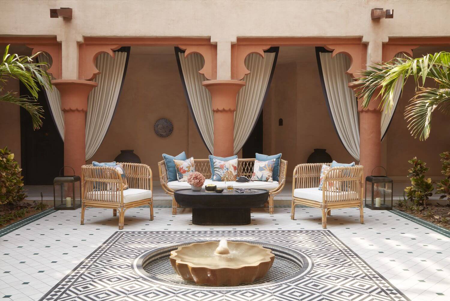 Jumeirah Dar Al Masyaf Familienluxusreisen TheFamilyProject Loungebereich