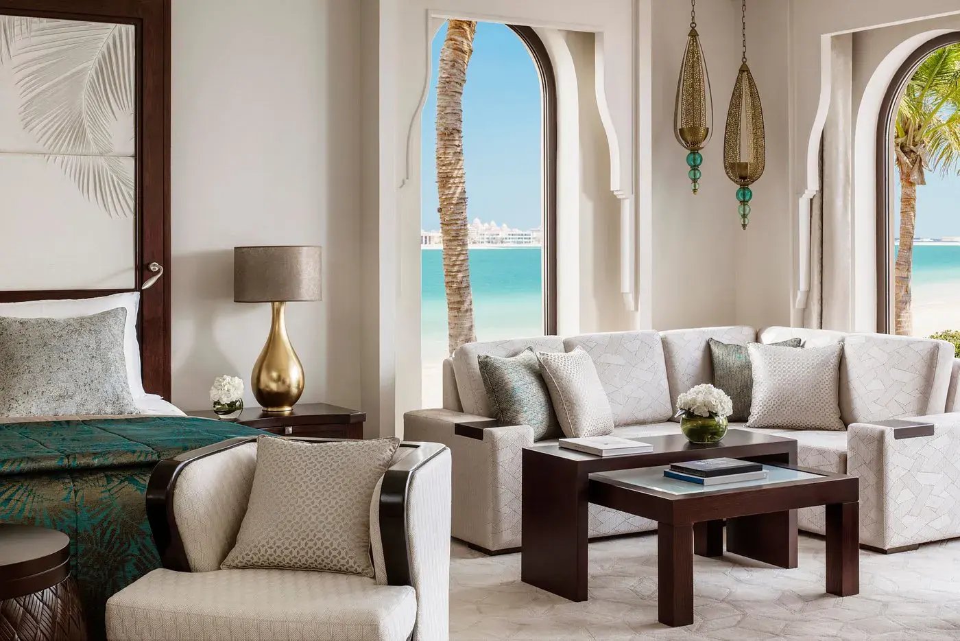 oneundonly the palm dubai orient wohnzimmer meerblick exklusiv strand the family project luxus familie kinder reisen