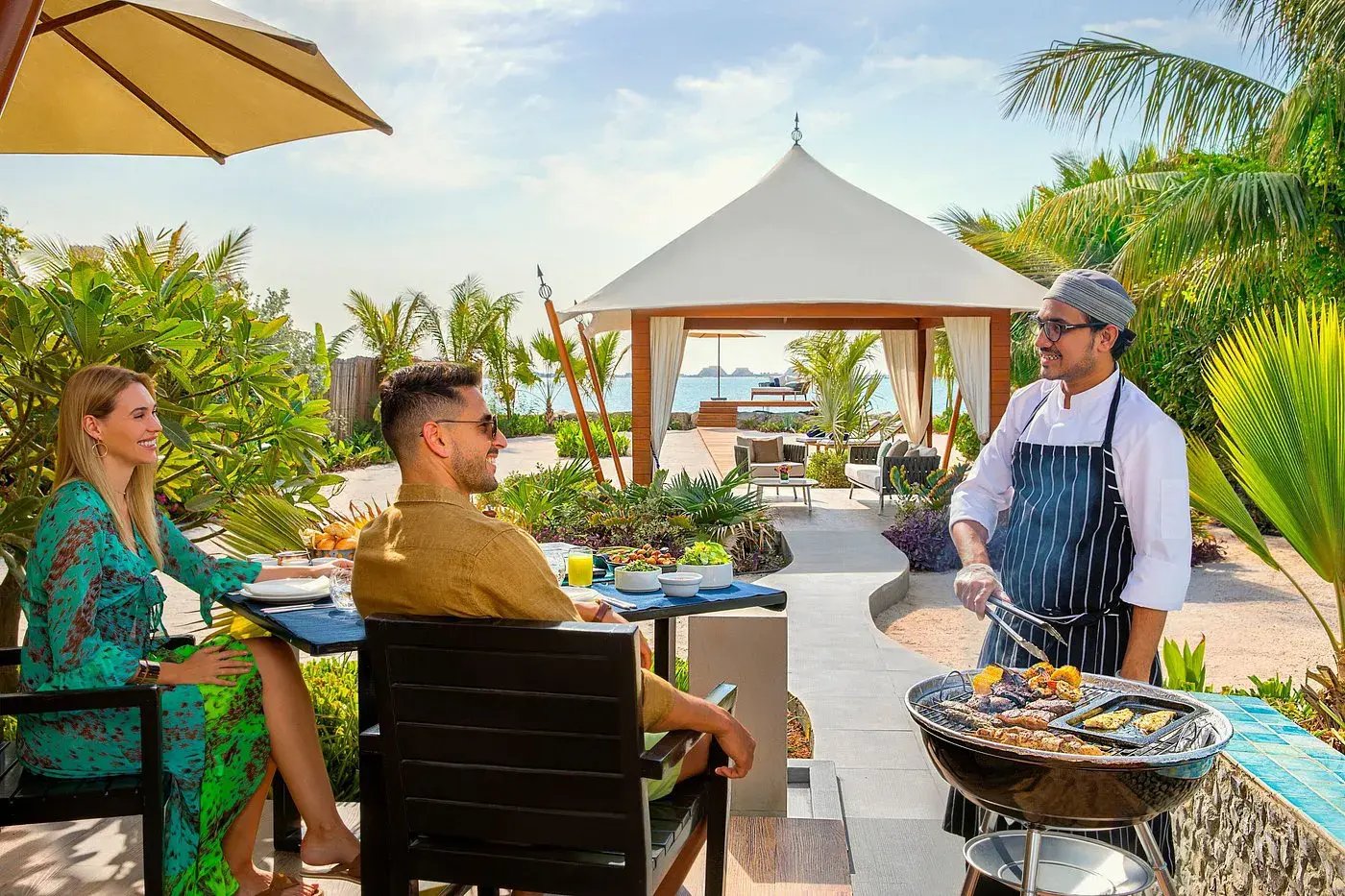 ritz-carlton-al-hamra-ras-al-khaimah-orient-grill-exklusiv-the-family-project-luxus-familie-kinder-reisen