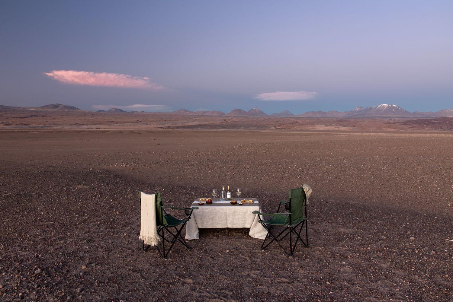 Awasi Atacama Familienluxusreisen TheFamilyProject Wüstendinner