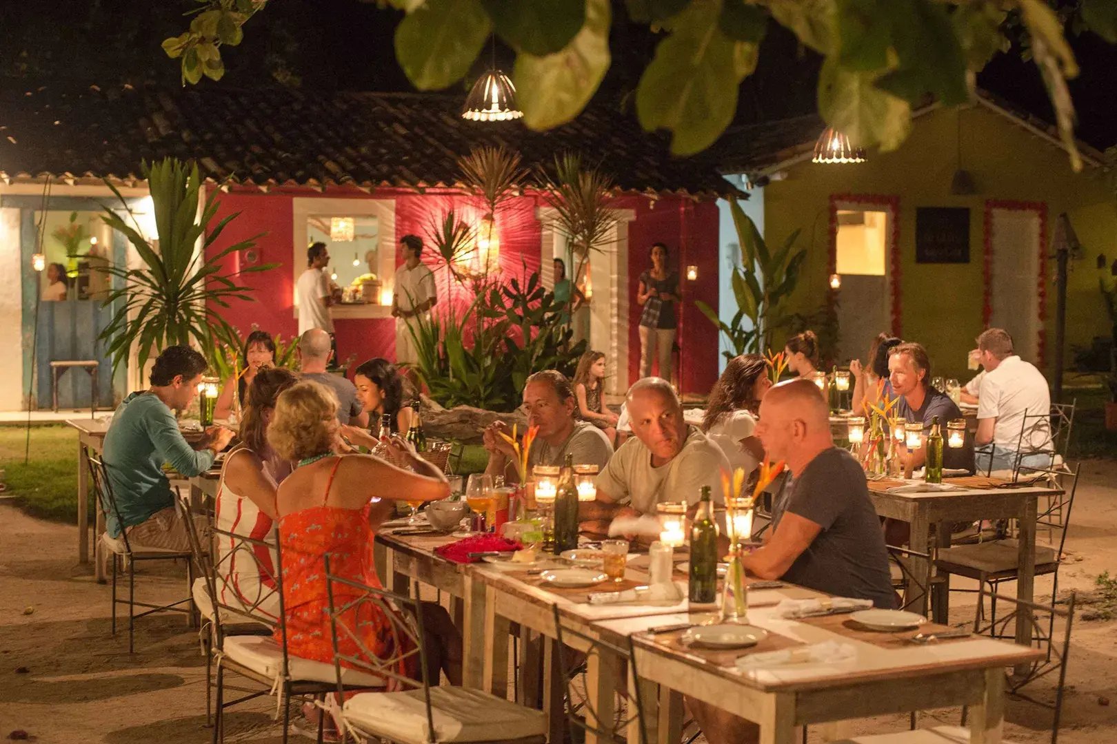 uxua casa hotel trancoso brasilien sudamerika restaurant abendessem exklusiv luxus urlaub kinder the family project