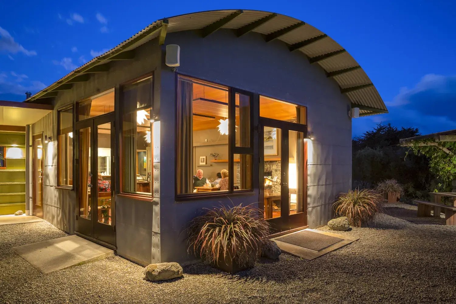 hapuku lodge tree houses kaikoura neuseeland sudpazifik aussen ansicht luxus urlaub kinder the family project