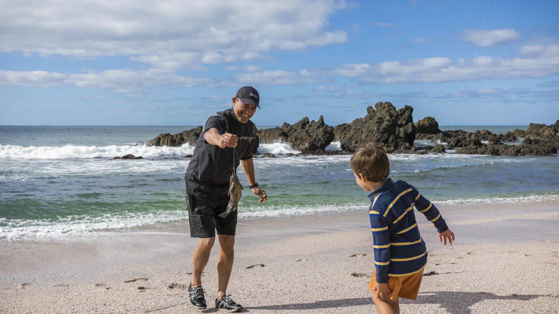 the lodge at kauri cliffs northland neuseeland sudpazifik pool ausblick meerblick luxus urlaub kinder the family project