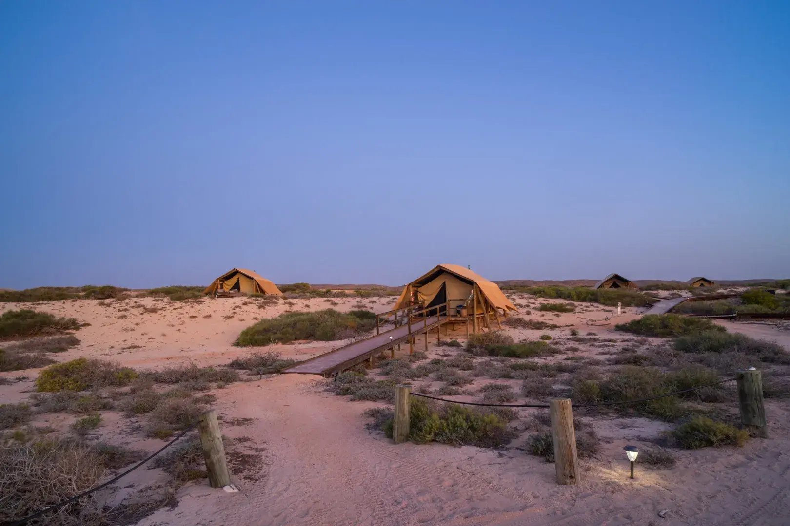 sal salis ningaloo reef exmouth australien sudpazifik hangematte zelt luxus urlaub kinder the family project